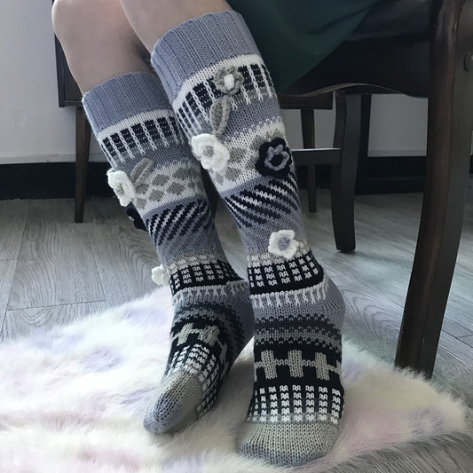 Ins Style Retro Jacquard Long Ladies Hand Crochet Floor Socks