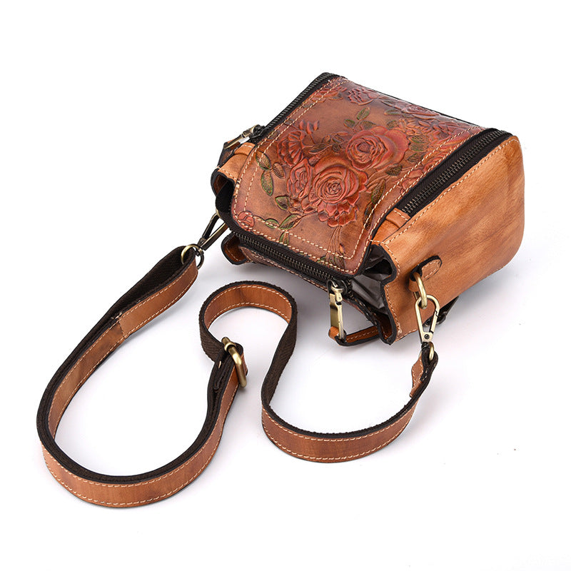 Fashionable Leather Vintage hand embossed handbag with shoulder inclined water bucket